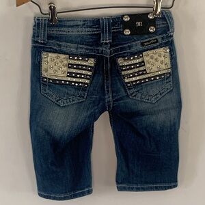 Miss Me denim Bermuda shorts with flag design on back pockets Size 10